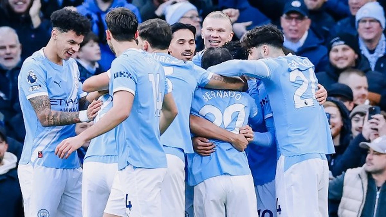 غيابات جوارديولا تضرب مانشستر سيتي قبل قمة البريميرليج الحاسمة